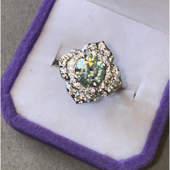 Blooming Flower Moissanite Diamond Engagement Ring - Picture 8 of 17